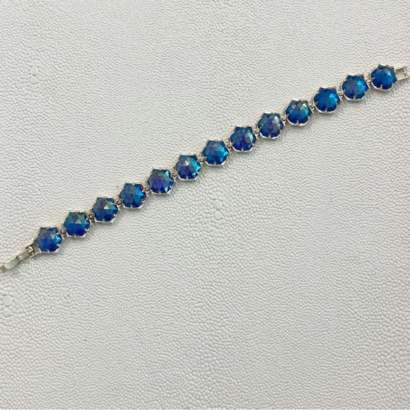 Kendra Scott Grace Bracelet in Cobalt - Picture 1 of 4